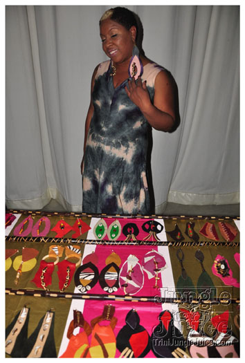 tickled_pink_2010_oct24-042