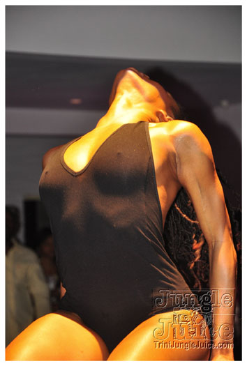 tickled_pink_2010_oct24-058