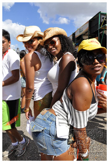 tribe_mas_2010_monday_part3-035