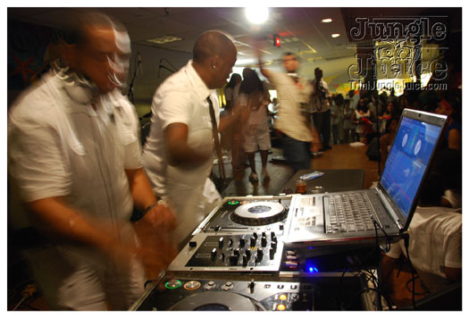 ultra_glo_houston_jul1-031