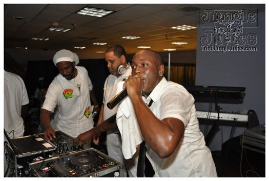 ultra_glo_houston_jul1-062