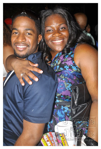 under_the_trees_2010_july4-008