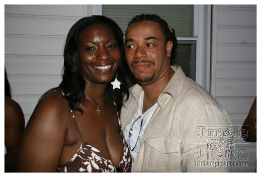 under_the_trees_2010_july4-066