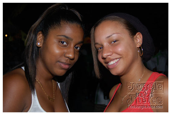 uwi_splash_2010-040