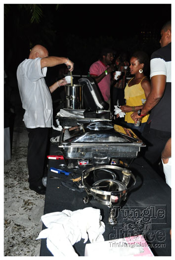 vale_vibe_miami_2010-022