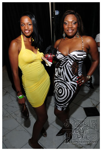 vale_vibe_miami_2010-029