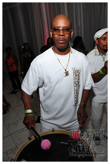 vale_vibe_miami_2010-031