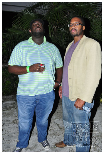 vale_vibe_miami_2010-044