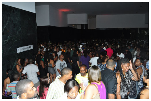 vale_vibe_miami_2010-090