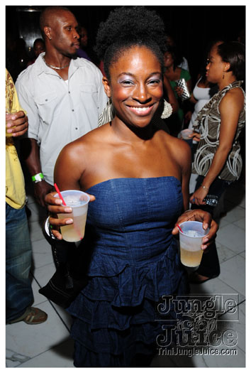 vale_vibe_miami_2010-105