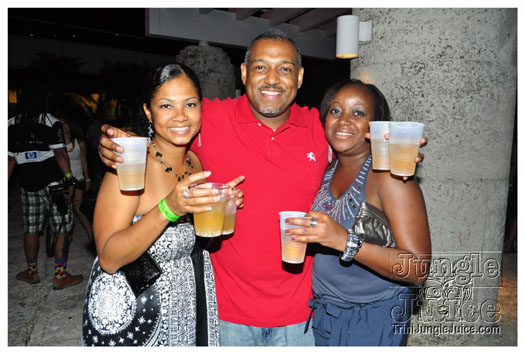 vale_vibe_miami_2010-119