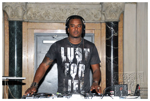 vale_vibe_ny_2010-032