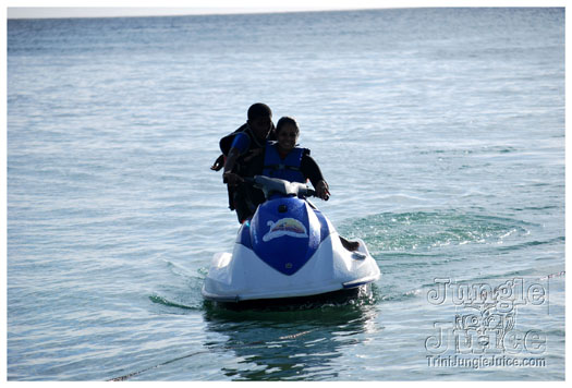 waterholics_anniv_2010_jul31-008