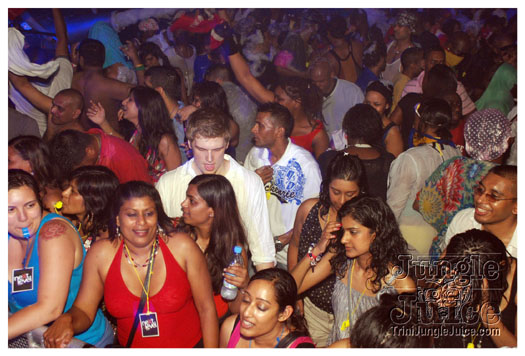wet_fete_20_degrees_jun25-058