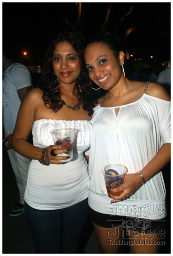 wicked_in_white_2010-014