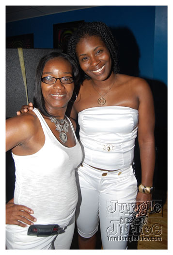 12th_annual_wear_white_may29-053