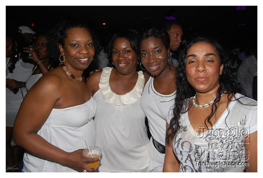 12th_annual_wear_white_may29-067