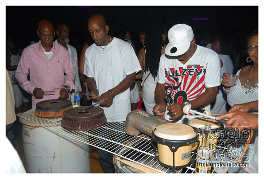 12th_annual_wear_white_may29-078