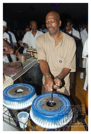 12th_annual_wear_white_may29-079