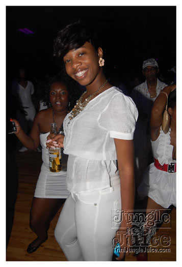 12th_annual_wear_white_may29-089