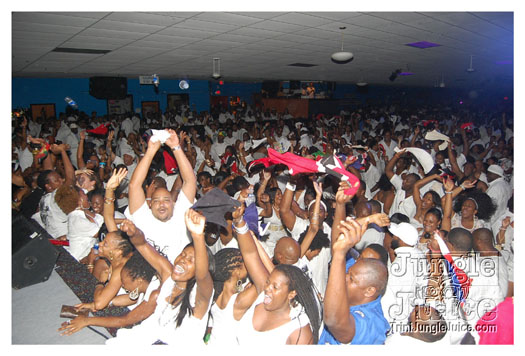 12th_annual_wear_white_may29-118