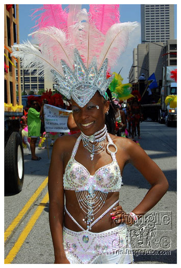 atl_carnival_parade_2011_part1-021