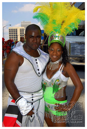 atl_carnival_parade_2011_part1-028
