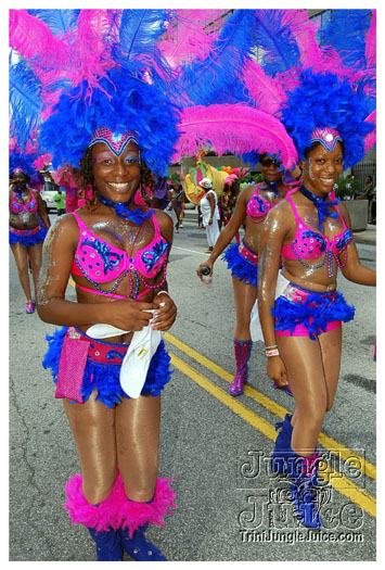 atl_carnival_parade_2011_part1-044