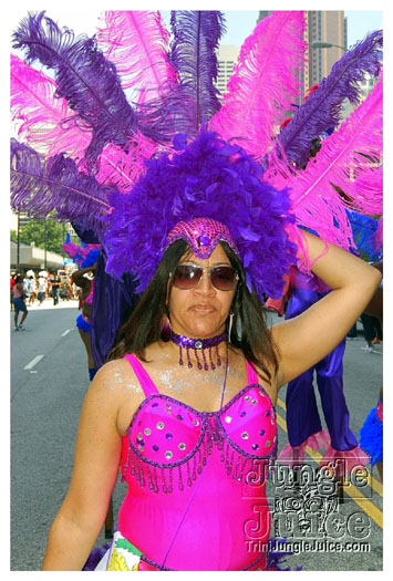 atl_carnival_parade_2011_part1-045