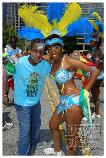 atl_carnival_parade_2011_part1-065