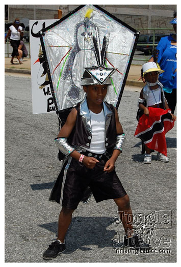 atl_carnival_parade_2011_part1-068