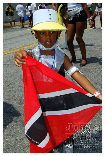 atl_carnival_parade_2011_part1-070