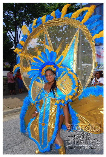 atl_carnival_parade_2011_part1-084