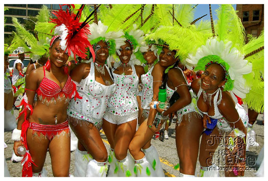 atl_carnival_parade_2011_part1-099
