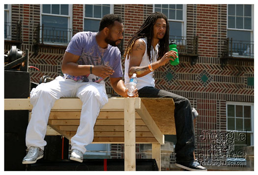 atl_carnival_parade_2011_part1-103