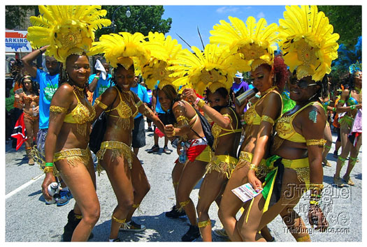 atl_carnival_parade_2011_part1-152