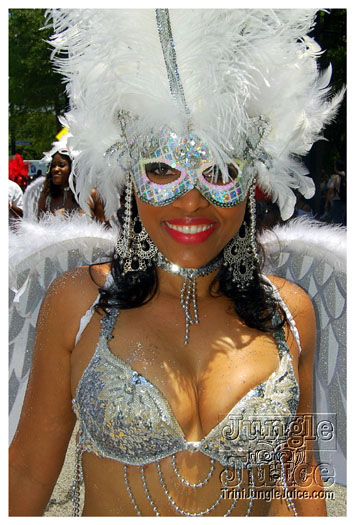 atl_carnival_parade_2011_part1-168