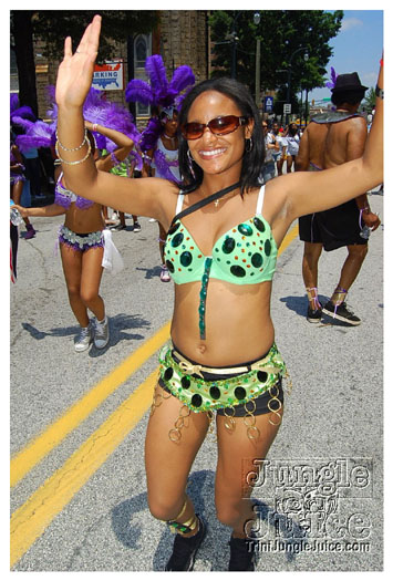 atl_carnival_parade_2011_part1-182