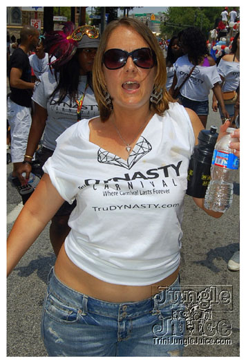 atl_carnival_parade_2011_part1-184