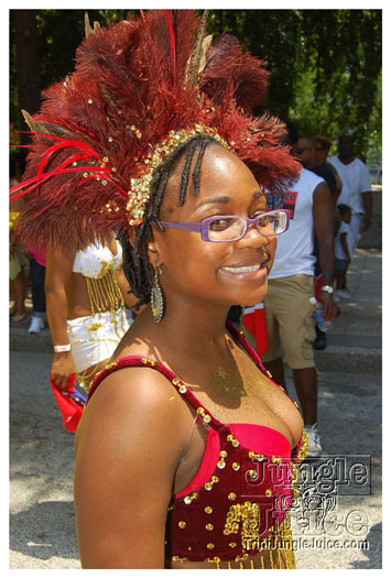 atl_carnival_parade_2011_part1-203