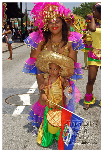 atl_carnival_parade_2011_part1-217
