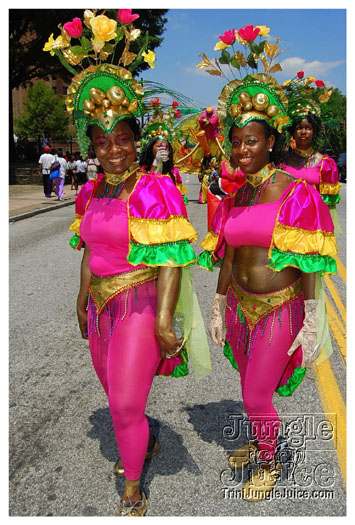 atl_carnival_parade_2011_part1-220