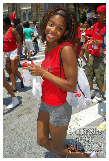 atl_carnival_parade_2011_part1-239