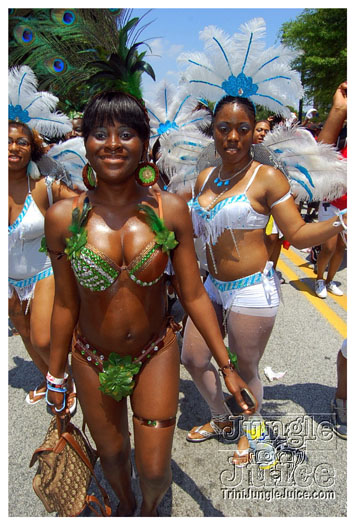 atl_carnival_parade_2011_part1-241
