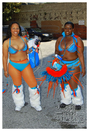 atl_carnival_parade_2011_part2-024