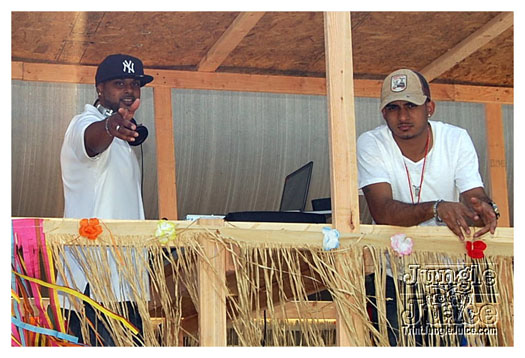 atl_carnival_parade_2011_part2-029