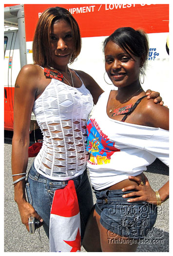 atl_carnival_parade_2011_part2-030