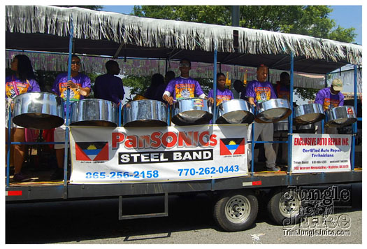 atl_carnival_parade_2011_part2-042