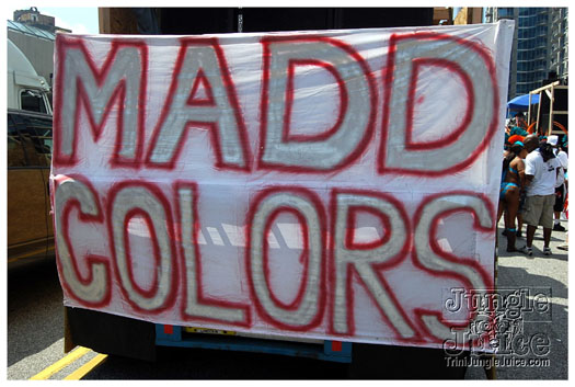 atl_carnival_parade_2011_part2-052