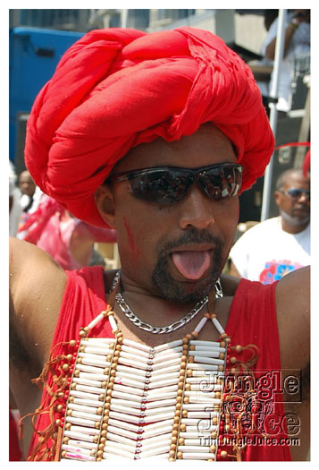 atl_carnival_parade_2011_part2-054